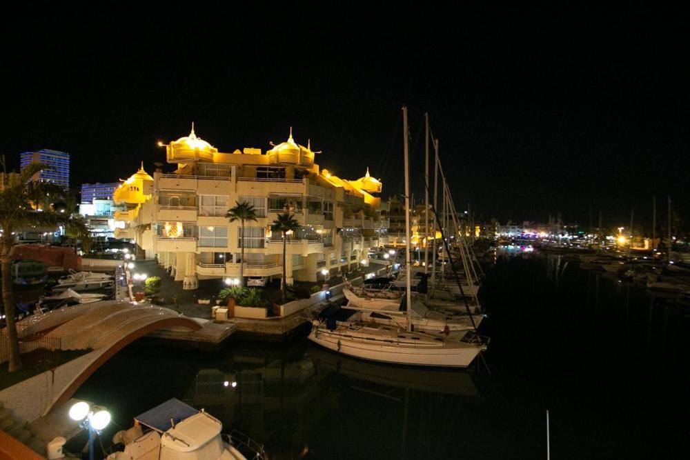 The Perfect Holiday Location 베날마데나코스타 외부 사진